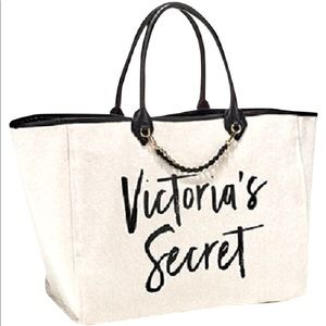 Victoria’s Secret Signature Canvas Tote. NWT